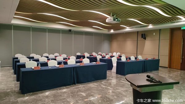 8月11号解放轻卡虎6G烟台新车发布会