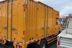 顺达双排箱式货车；工程黄（经典传承：顺利到达