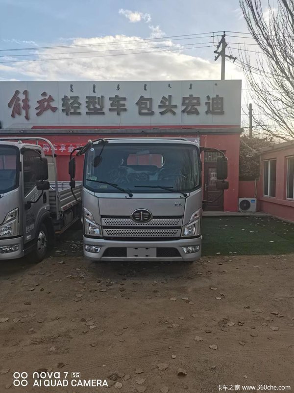 解放轻卡领途栏板,顶级内饰,黄金动力链!