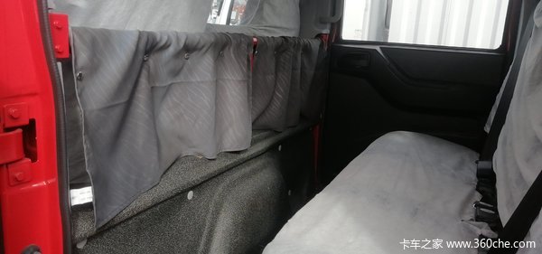 一汽解放双排轻卡,锡柴130马力,内径320*1900*410