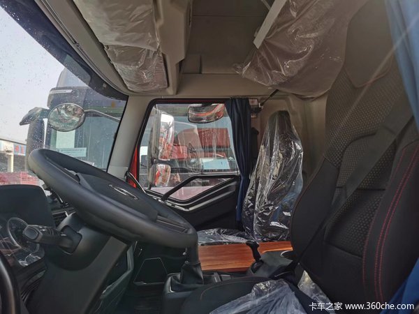一汽解放郑州三兴现车特价钜惠进行中，欢迎到店看车