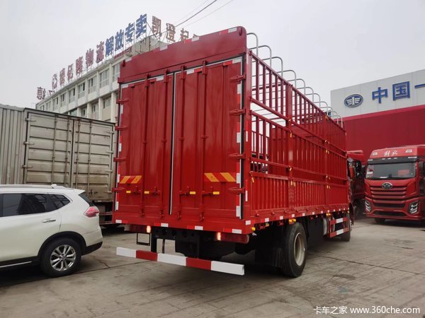 一汽解放郑州三兴现车特价钜惠进行中，欢迎到店看车