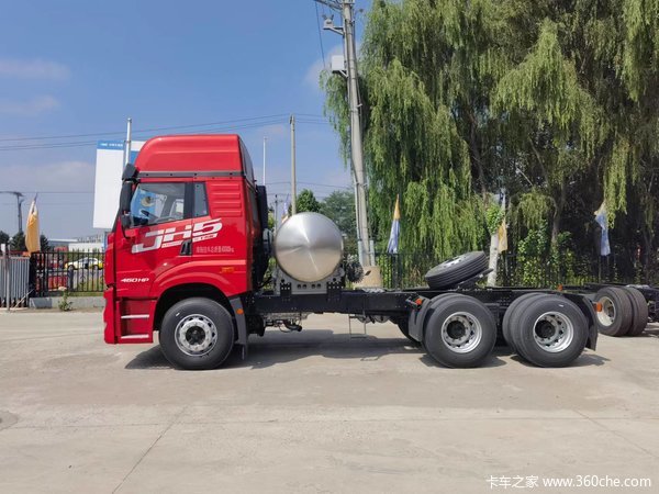 辽宁惠华青岛解放JH5 LNG牵引车，金秋大促，直降5000元！