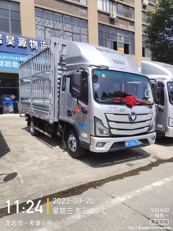 恭喜上杭县小詹服装店老板 喜提欧马可S1载货车