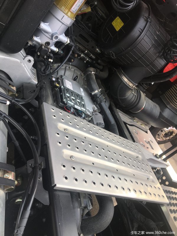 天龙旗舰KX牵引车连云港市火热促销中 让利高达2.5万