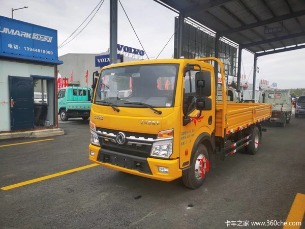 东风多利卡尼桑ZD25载货车1台成功交付客户