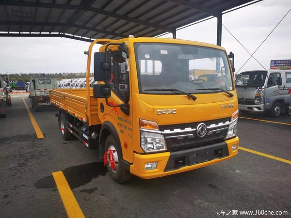 东风多利卡尼桑ZD25载货车1台成功交付客户