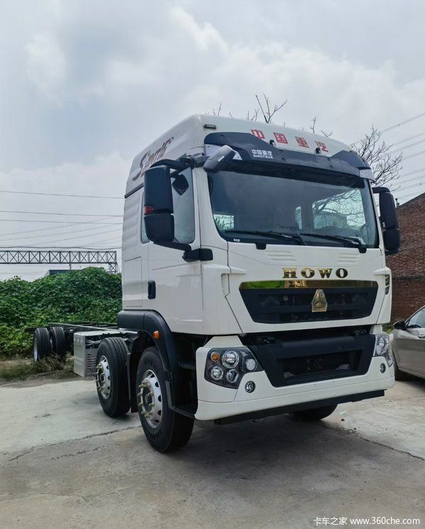 豪沃特价车，优惠5万，现车促销，前四后四7.8-9.6米