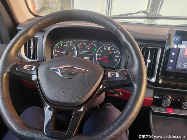 福田领航S1天燃气车型到店,主打一个运输成本低低低