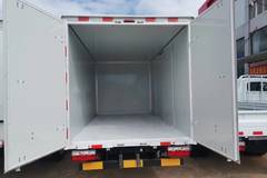 东风途逸T5汽油原厂集装箱，内空3.7*1.83*1.75。