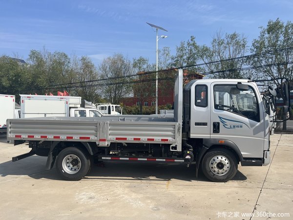 中国重汽豪沃悍将M3排半车型锦州地区火热销售中