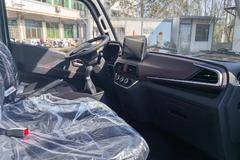 上汽轻卡小福星100V热销款柴油版小卡到店