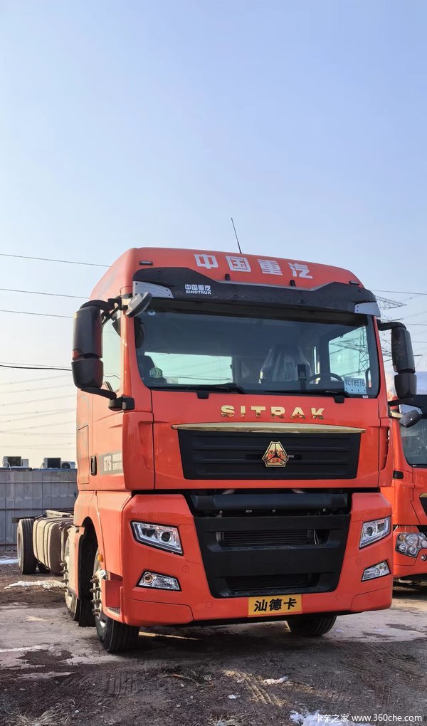 汕德卡G7S,现车,前四后四,350马力,自动挡,9.6米