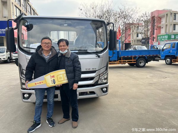 无锡圣邦恭喜邵总 喜提凯运+小蓝鲸载货车