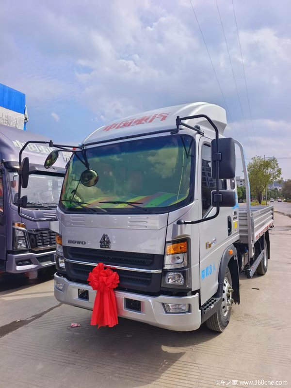 本店蓝牌黄牌车型均有现车,支持以旧换新,支持分期,欢迎到店品鉴