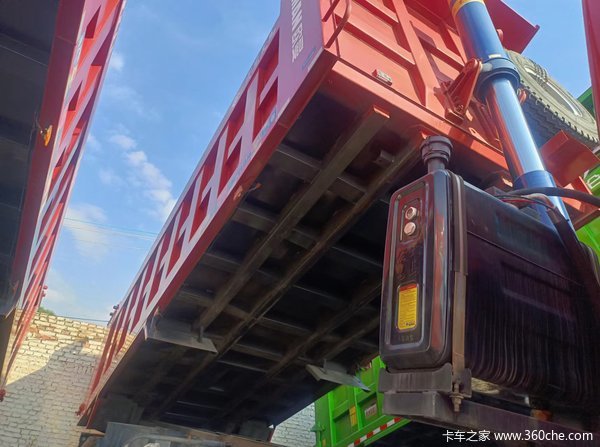 疯狂促销，西宁市青海荣雄欧曼GTL自卸车6米5特惠价