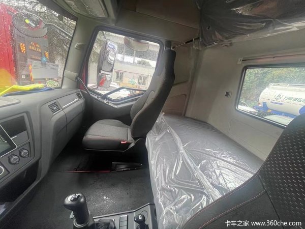 解放J6L载货车新车上市 欢迎到店垂询