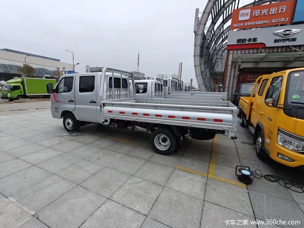 恭喜郭老板 喜提祥菱M2大双排平板一台