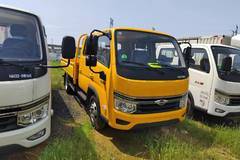 工地神车福田领航S1大双排柴油版，可选择油刹气刹，大空间低油耗