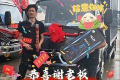 侧门全开箱货这么好？恭喜老板喜提排半3米9侧门全开柴油厢车