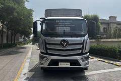 整车匹配玉柴机器六缸大马力发动机，最大输出280匹，最大输出扭矩