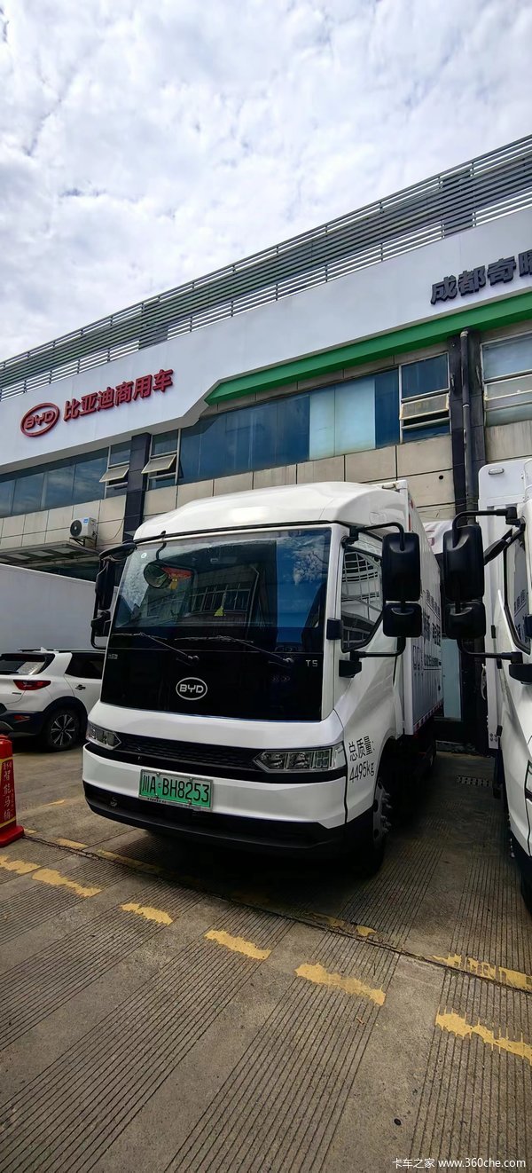 比亚迪新能源混动货车,支持大货箱定制,价格美丽