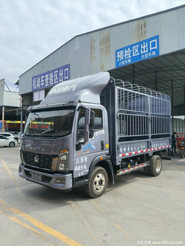 统帅T5仓栅式货车,170马力,优惠1万!