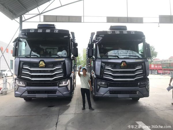 恭喜盐城运输客户 喜提HOWO Max载货车