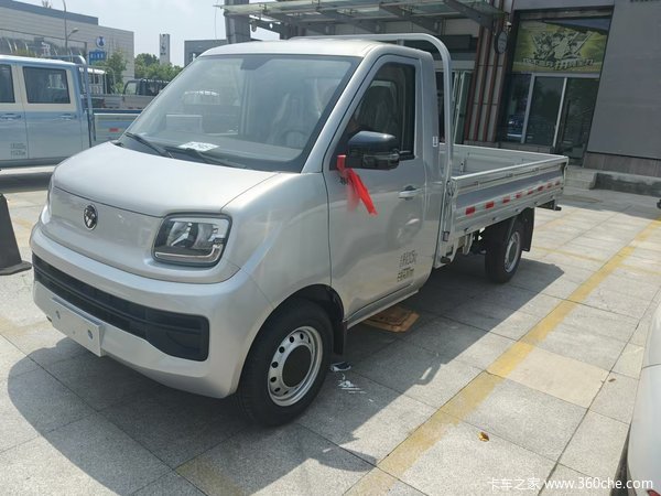 恭喜姚老板 喜提福田祥菱Q分体式载货车