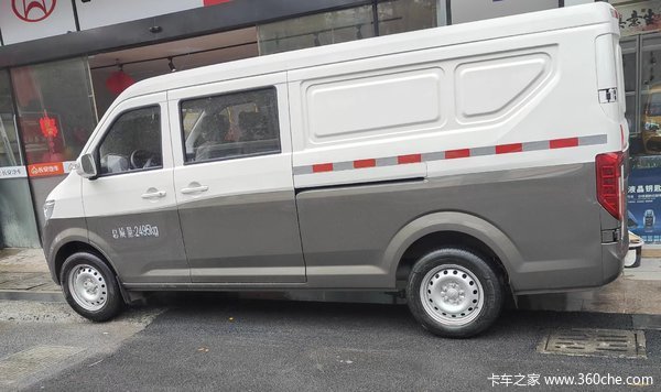 昆山福征店跨越星V7VAN/轻客限时促销中 优惠1万