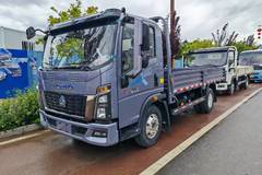 重汽豪沃统帅170马力法士特六档平板车