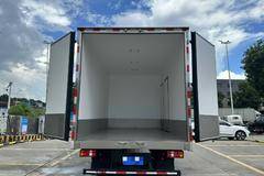 疯狂促销，直降1.88万！东莞市统帅冷藏车系列优惠价