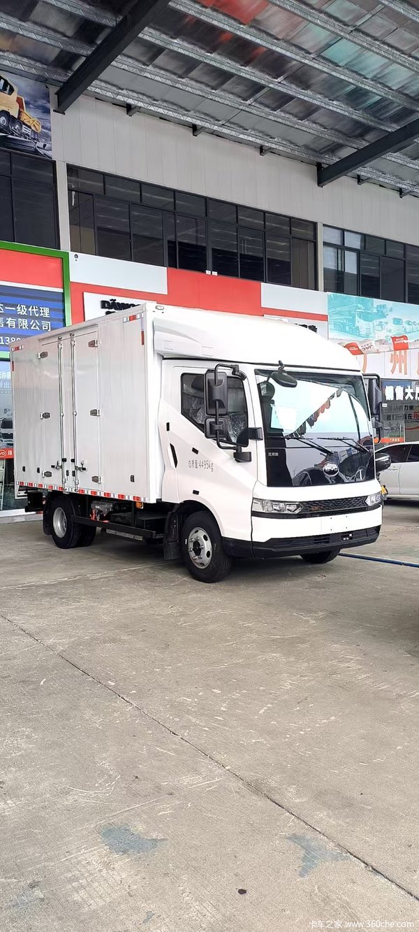 比亚迪T5EV 财富版 4.5T 4.03米单排纯电动厢式轻卡(BYD5041XXYBEV2)94.3kWh