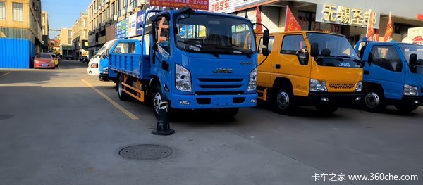 新车到店 无锡市凯威载货车仅需9.88万元