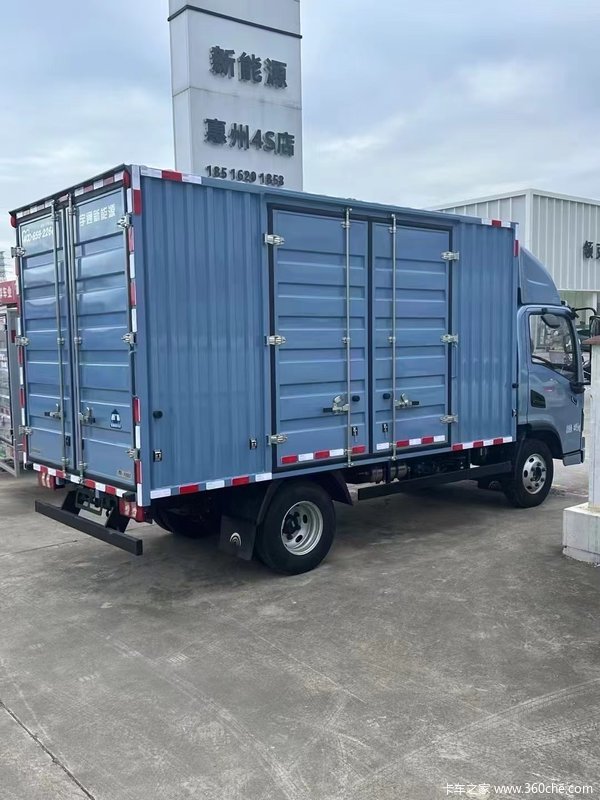 宇通轻卡4米2新能源纯电车 又来发福利了