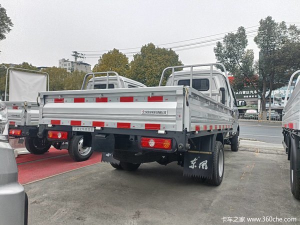 恭喜孙老板 喜提东风途逸T3山区版载货车
