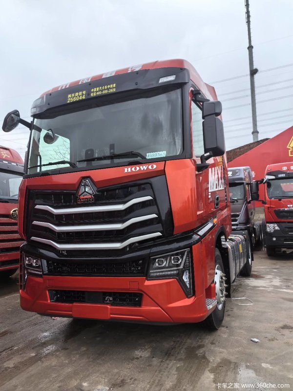 25.98万 牵引车 Max 490马力 双腔油箱 厂家金融