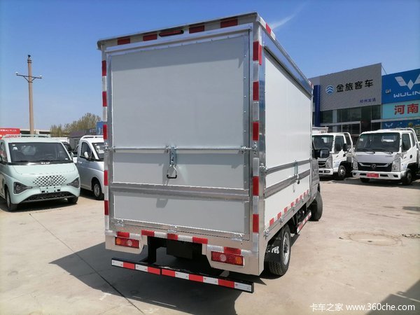 三吨王东风小霸王W08翼展售货车，东风金融助力4万2年免息贷！
