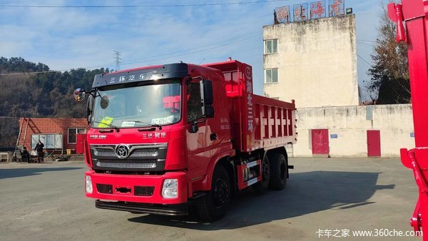蓝牌仓栏车，蓝牌自卸车，蓝牌平板载货车优惠促销中，让利高达2万元