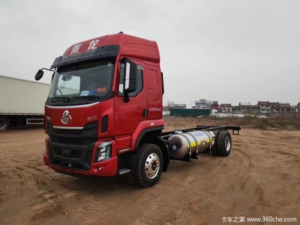 一款一公里九毛钱左右的车 还要电车吗 还要油车吗