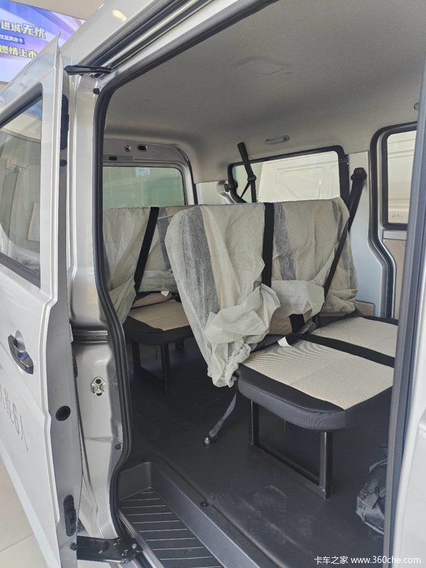 昆山福征店跨越星V3VAN/轻客限时促销中 优惠1万