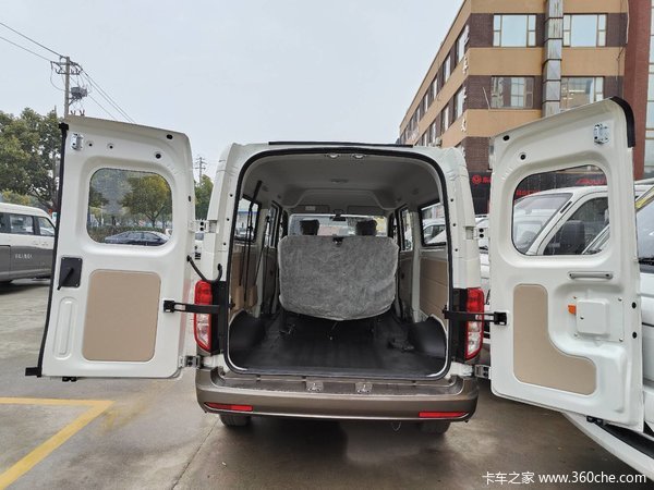 昆山福征店购跨越星V5EV电动封闭厢货 享高达8万优惠