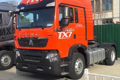 恭喜盐城城市物流客户 喜提HOWO TX7牵引车