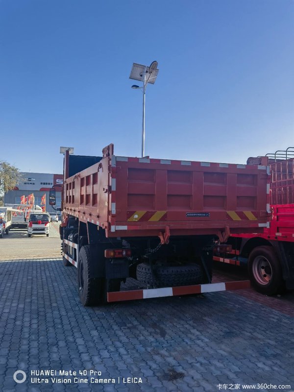 东风商用车 天锦VR重卡 270马力 4X2 5.4米自卸车(轴距4500)(DFH3180B5)