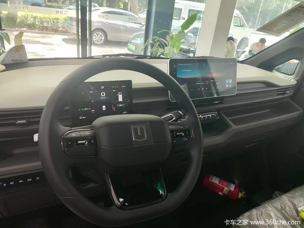 嘉兴东振远程汽车4s店，新款v7e至高优惠2万元