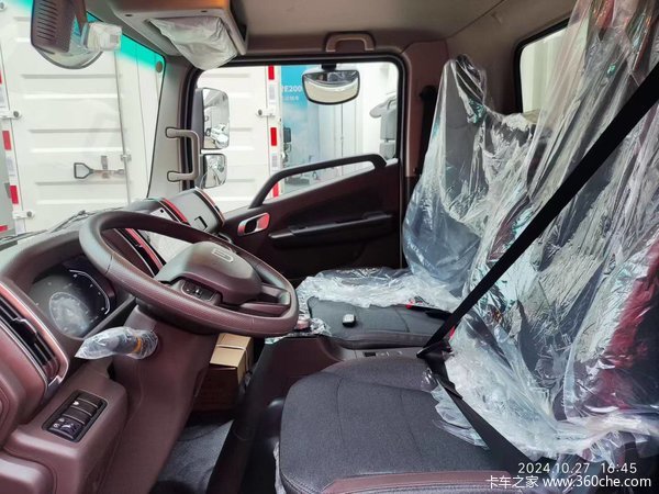 江铃汽车 E路顺 2.9T 5.418米纯电动封闭冷藏车53.58kWh