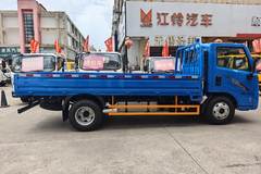 无锡圣邦恭喜许总 喜提全新顺达载货车