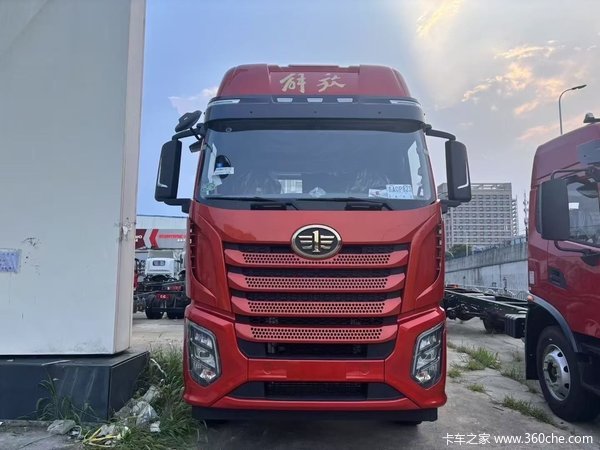 上海三顺交99.9元可抵扣3000元解放全系车型，欢迎进店咨询
