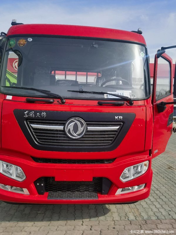 东风商用车 天锦KR 精英版 240马力 4X2 6.8米厢式载货车