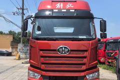 直降四万的解放六缸机单桥 即日起购车还送油卡！！！